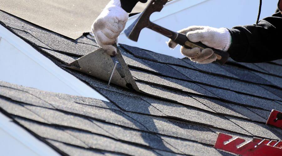 Professional gutter cleaning in Crossnore, NC